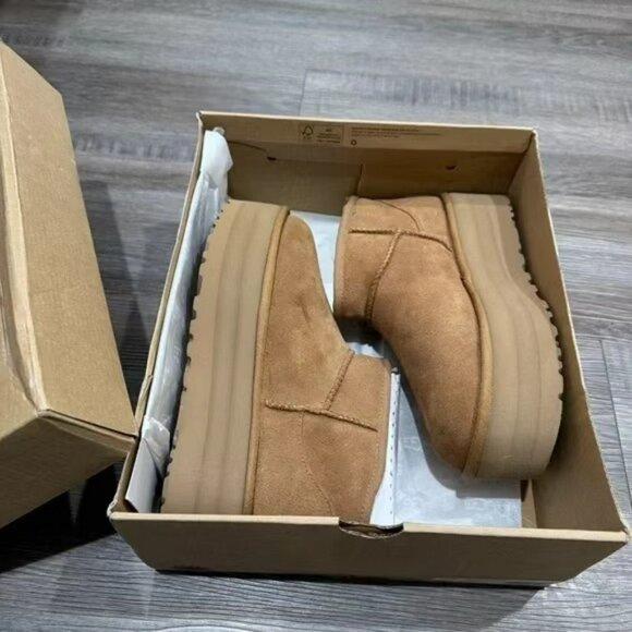UGG Australia Classic Ultra Mini Platform Boots - Picture 6 of 9